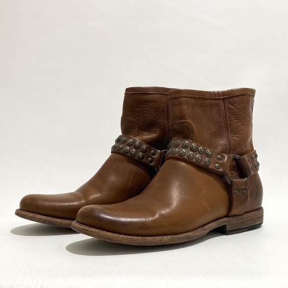 Frye Phillip Studded Harness Boot Cognac - Rounded Toe, size 6.5 - Picture 7 of 12